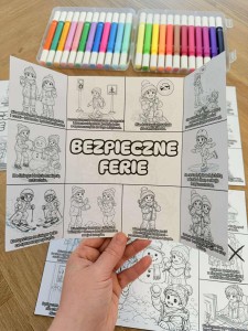 Bezpieczne Ferie - Książeczka Składana  / Kolorowanka Dwustronna 