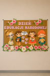 Dzień Edukacji Narodowej - Gazetka/ Dekoracje