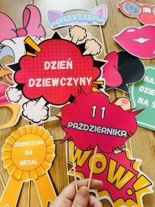 Elementy do fotobudki/ zdjęć - Dzień Dziewczyny 