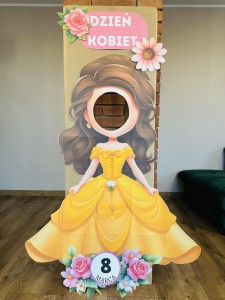 Dzień Kobiet-Księżniczka - Fotobudka XXL